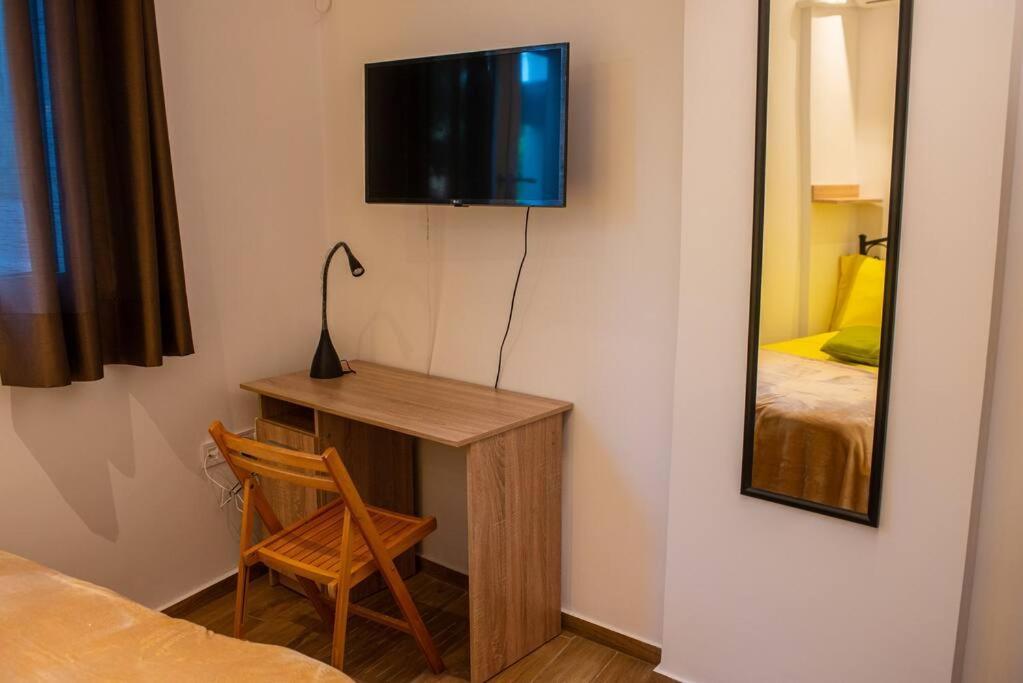 Lemon Garden Stylish Private Apartment Kalamata Dış mekan fotoğraf