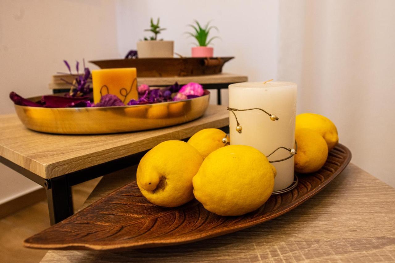 Lemon Garden Stylish Private Apartment Kalamata Dış mekan fotoğraf